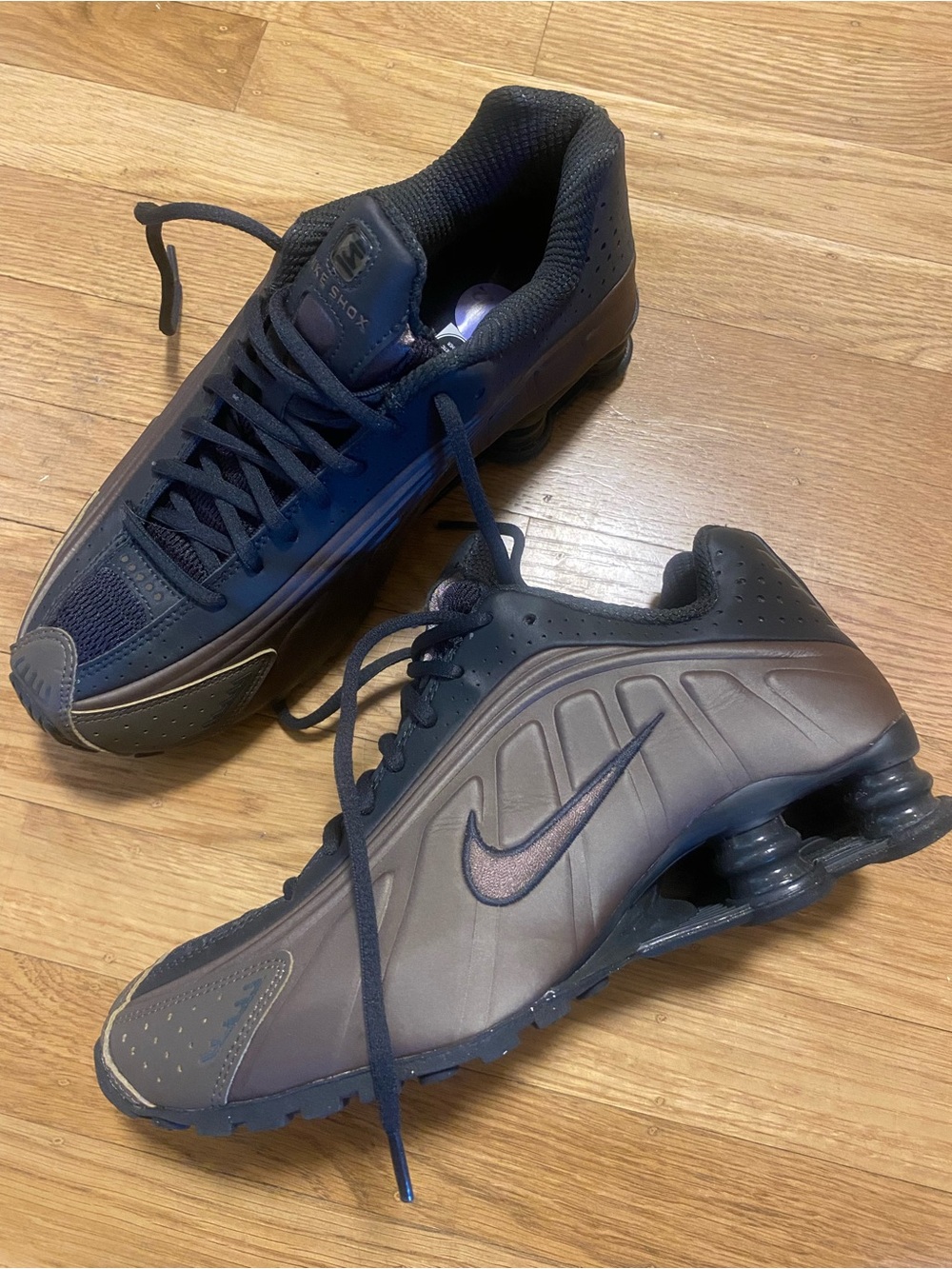 NEW Nike Shox R4 Off Noir Ironstone W